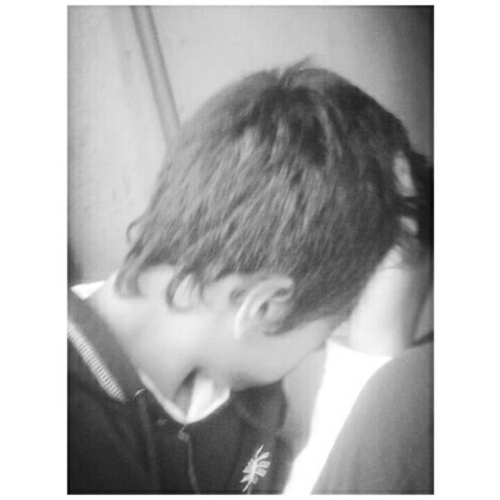 soy rusherboy amo minecraft aaaa sigeme y te sigoo ;)