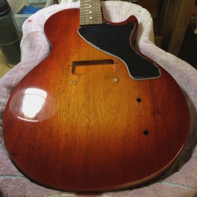 Guitar builder