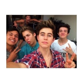 One Direction❤/Nash Grier❤/Follow Me :c