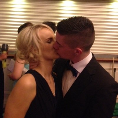 Nicky 17, kildare :) follow and ill follow back :)
