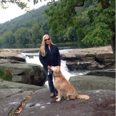 ramona_lynne's profile picture. 