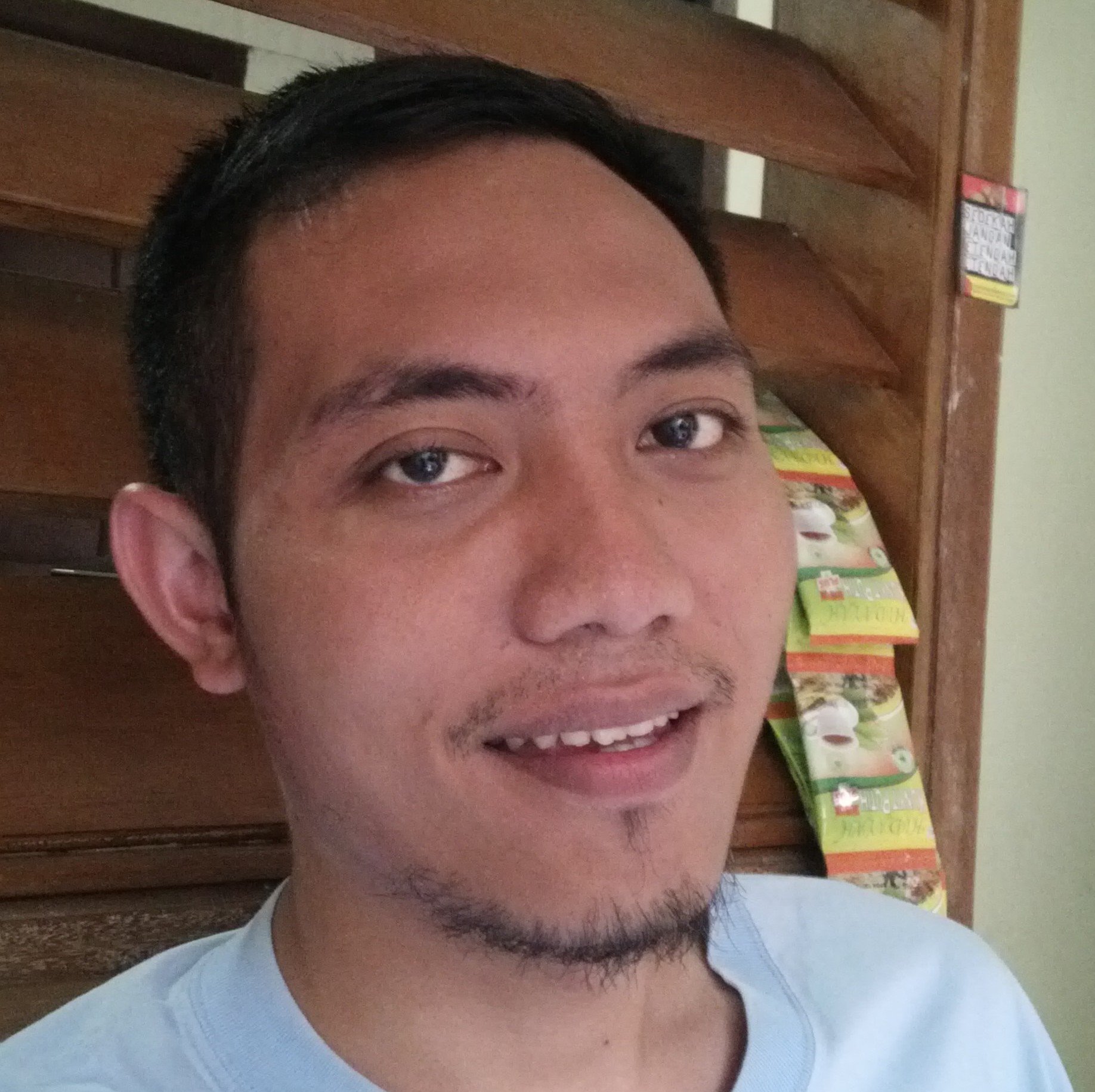 Kocak,murah senyum..