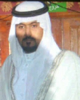 رجل أعمال. وكاتب. ورجل تسويق احب العمل والافكار المدهشه لكل ملتزمات السوق والاعمال والاقتصاد السعودي والعالمي.