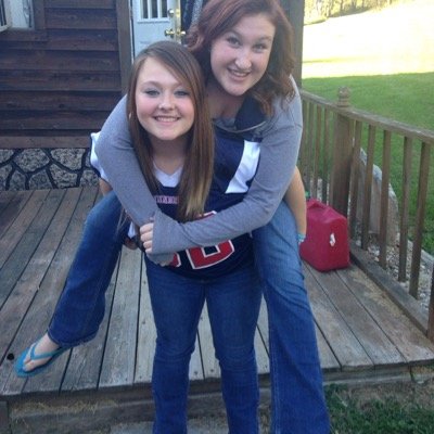 Hey there, Leora! Whats it like in music city? I know you'd love to be there, but you're stuck in West Virginny.