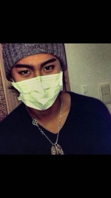 裏垢です笑 こっちでは本能丸出しでいきますww  19歳でセフレ募集中笑
