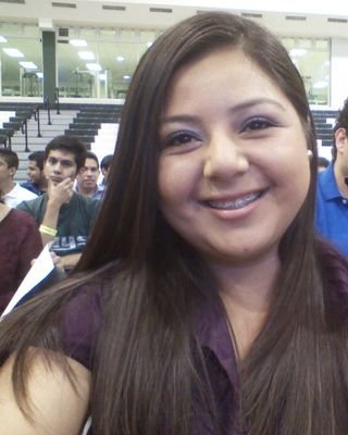 yeeiza's profile picture. 