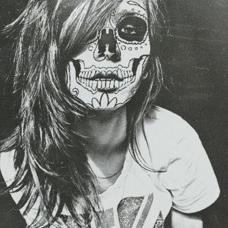 mina_reia's profile picture. Mulher não discute, ela explica porque ta certa.