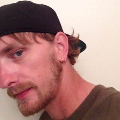 craz_e1987's profile picture. 