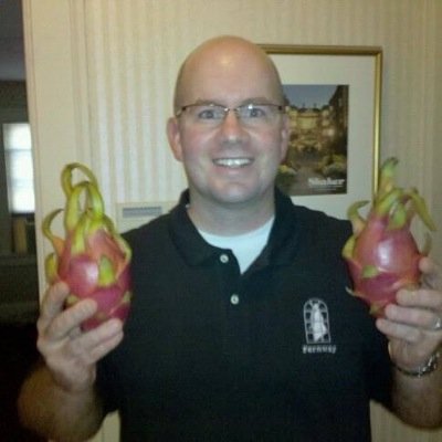 Christopher Hayward is the Principal of Fernway Elementary School. An International Baccalaureate World School #FernwayForever