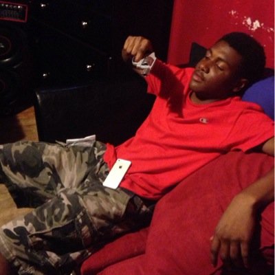 IWifeThots__'s profile picture. 