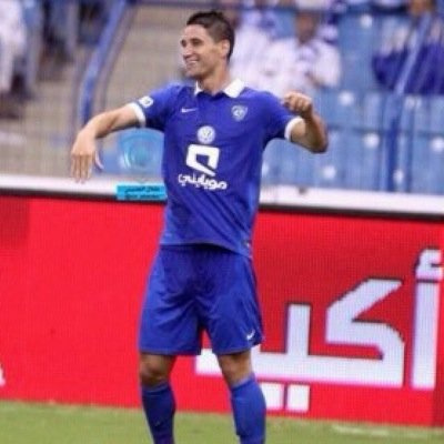 انتَ مستوطنٌ على عرشِ قلبي رغم رحِيلك”