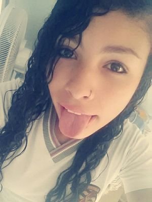 nascii pra ser feliz e naoo perfeitaa