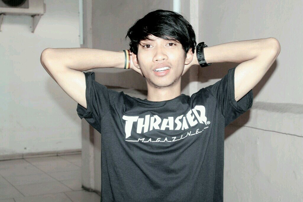 BIARKAN MEREKA BICARA TENTANG KAMI (m)