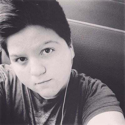 Nickiholmesn's profile picture. Hey I'm happy, cool and fun