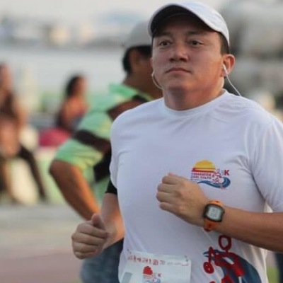 romandelacruz's profile picture. Generación 93-98, contador público, solo quien se arriesgue a ir demasiado lejos, podra saber que tan lejos pueda llegar 