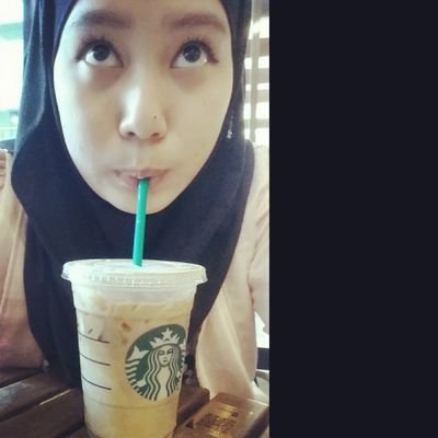 SchaShahila's profile picture. Annyeonghaesayeo