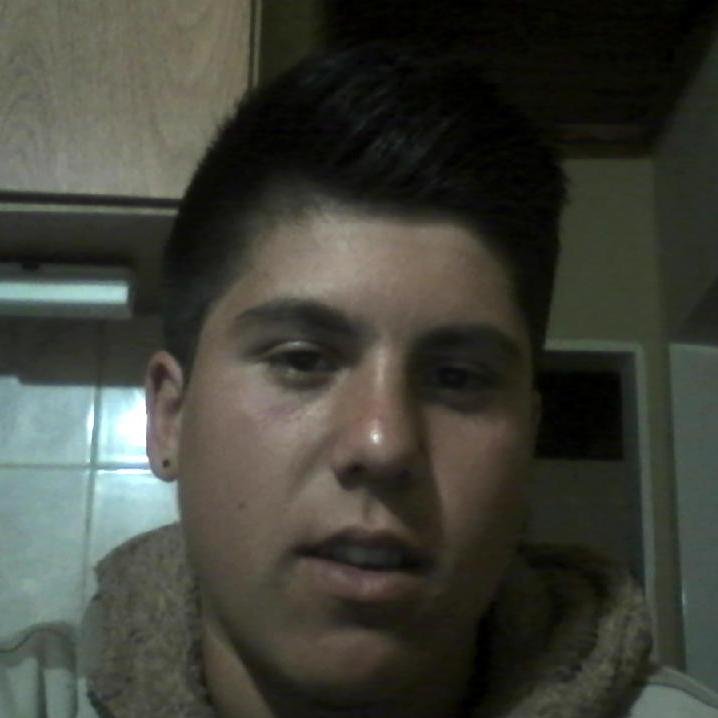 axeliito3's profile picture. hola segime que te sigo...aguante sierraa