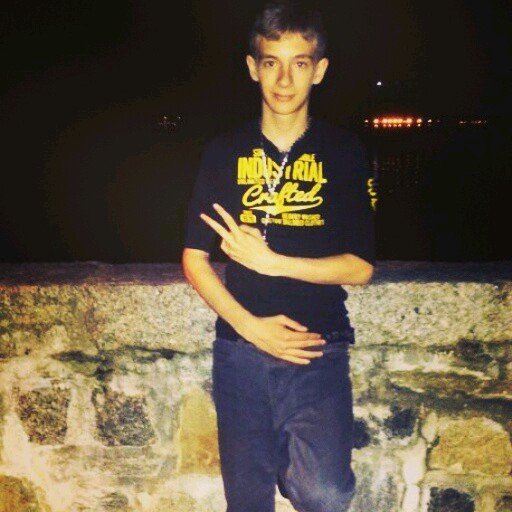 YWiederkehr's profile picture. Scheiss auf alles,scheiss auf jeden mach dein Ding leb dein Lebeb