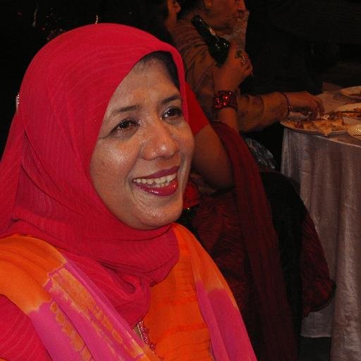 farhat33901442's profile picture. 