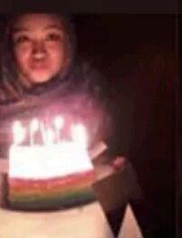 Myta85Myta's profile picture. belajar dari ibu tentang sebuah kesabaran..keikhlasan dan semangat love u mam