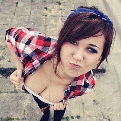 ArscheUnd's profile picture. 