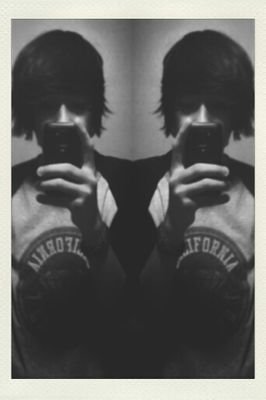 Ohh_Axel's profile picture. I guess you can say my page is kinda cool... No? Okay ._.