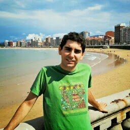 Creador de EdytionStore, Pre Empresario, Estudiante Universitario.