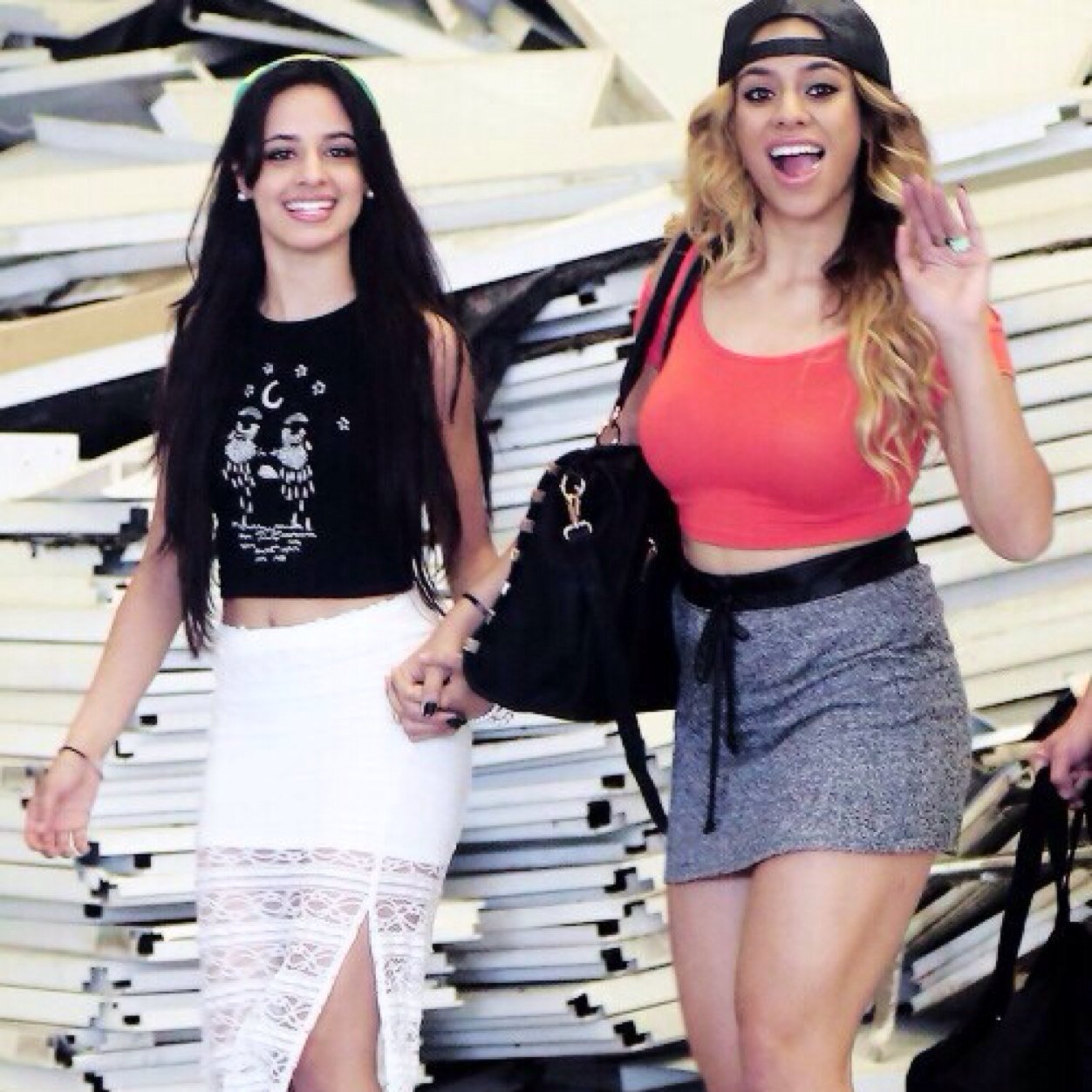 Don't follow this account follow @hemmoftboca instead, I follow back. Ily and I hope your sunshine follows you.