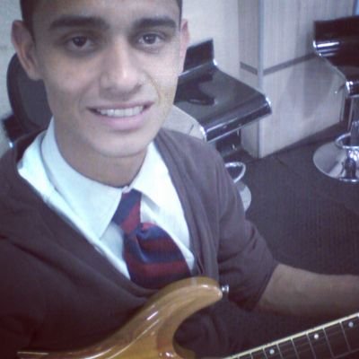 De:Ciudad del Este (PARAGUAY),Psicologo sentimental,,Bailarin,Dj,experto en musicas,Seguidor de Jesucristo!!!