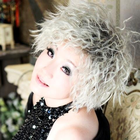 VOCALOID初音ミクフィーチャーリングユニット、イオリア菅沼,観呈泰のユニット『NP4』継続中♪作詞作曲編曲PV等々担当。創作大好き写真撮影好き　NP4→ https://t.co/SbpIhBreoD　   https://t.co/C2psf2AwgJ