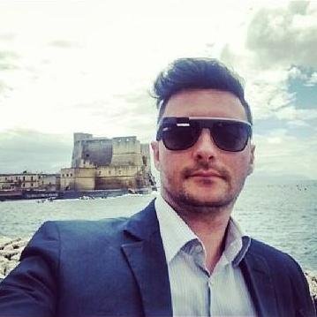 Dario_Caliendo's profile picture. Temo il giorno in cui la tecnologia andrà oltre la nostra umanità: il mondo sarà popolato allora da una generazione di idioti”