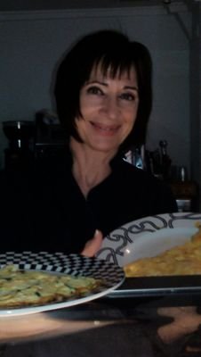 CasaROSA_RUTH's profile picture. Damos de comer , que es de lo que se trata , y siempre con Alegria ;))