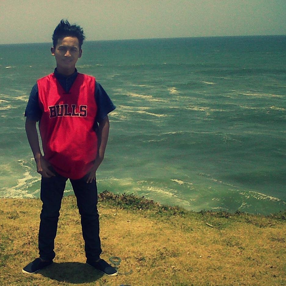 Faisal7Fallen's profile picture. 