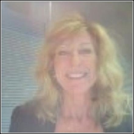 Vivo en Moraira y soy asociada de Mar Villas Property, dirección: Ctra.Teulada-Moraira, 48, Moraira