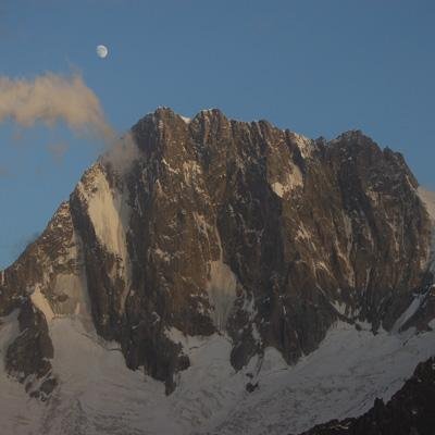 Récit de voyage de deux agilistes et pédagogues par Mathieu Vermeulen et Jannik Laval. Ouvrir les approches agiles à la pédagogie dans l'enseignement supérieur.