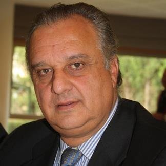 Emprendedor de toda la vida coach profesional y networker desarrollando proyectos