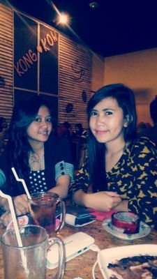 Nadya Naulanda | 27 . 9 . 1997 | Malang