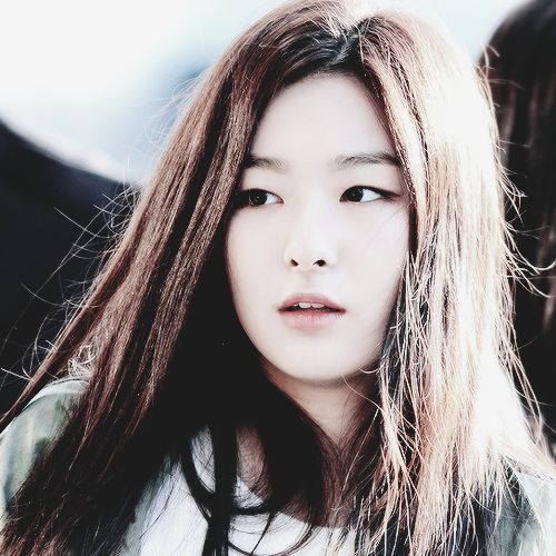 kngseulgi's profile picture. sembilanempat。
longggg---hiatuzzzz baby!