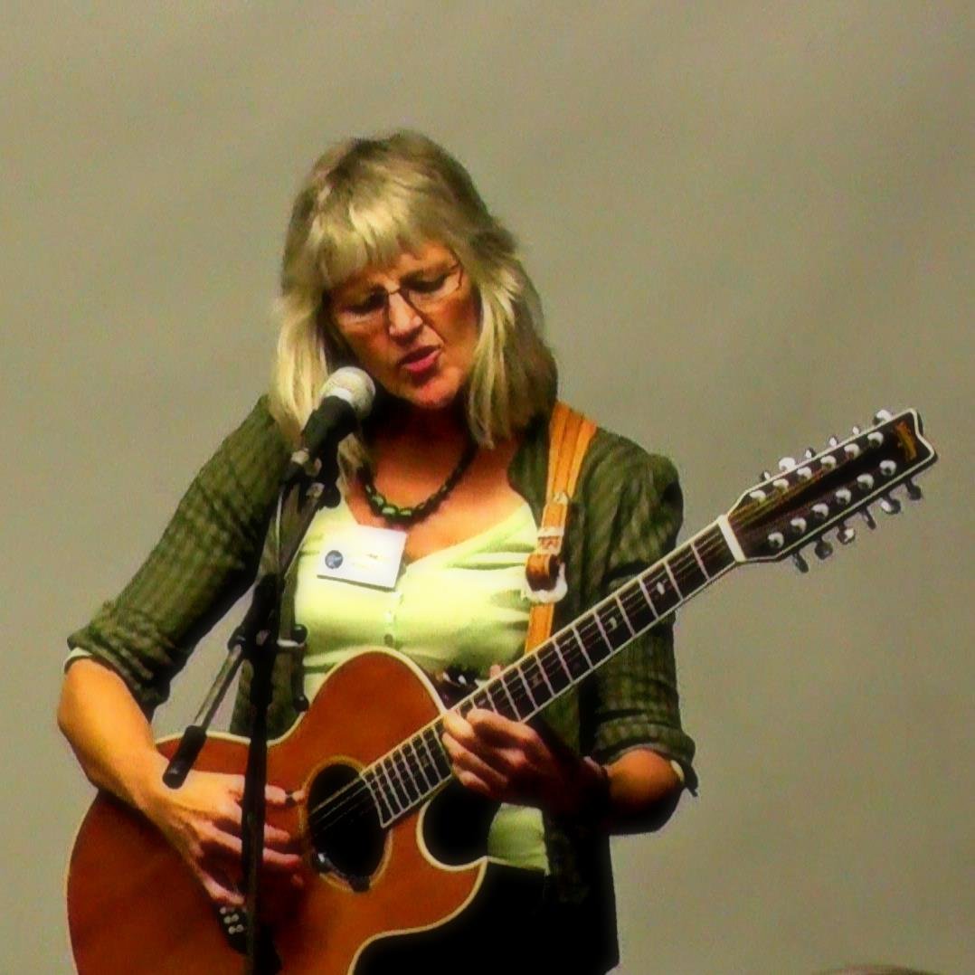 APEMKCreativeC's profile picture. APEMK (ARTiculate, pARTicipate, Enjoy) & Creative Collaboration. Songwriting & Singing, On-line and Audio Journalism, Interviews. Varied Creative Pursuits.