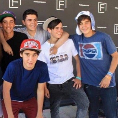 Follow @JaimiLee_TW or i unfollow ask her for a follow back