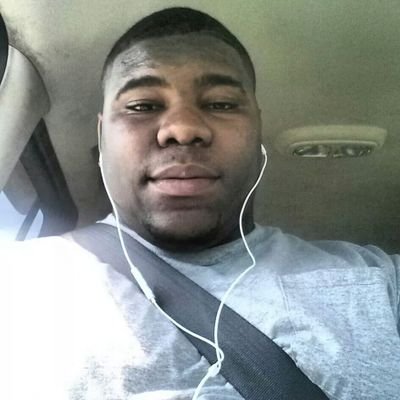 Just a young nigga in the world striving for success, just being Tez #FutureHallOfFamer #JustWaitOnIt #WBG