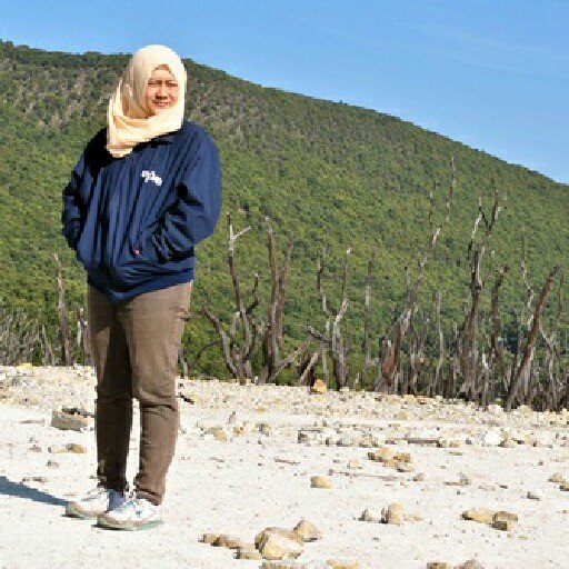 TK YANI | SDN Ciparay VI | SMPN 3 Bandung | SMAN 11 Bandung | Matematika FMIPA Unpad '09 | Asuransi Raya