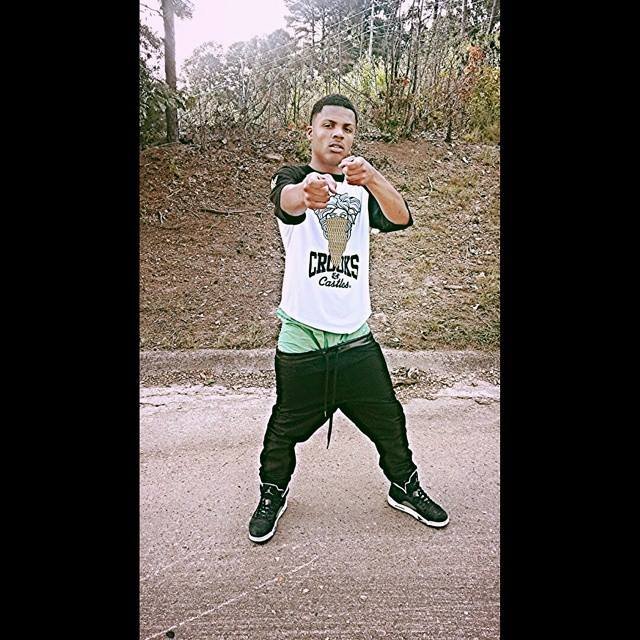 Sosa_Davee's profile picture. BreadWinnersAssociation #⃣PaperChasers #⃣DreamChasers #⃣LucaBrasi #⃣B.W.A 〽️〽️ #FutureMarinee