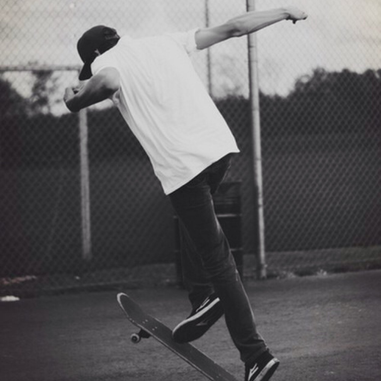 jasperchris11's profile picture. Architecture Student | Estela Sofia's skater boy