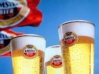 sportcafe,3 dart banen,biljart,bowlen(wii) relax barkrukken,diverse special bieren,