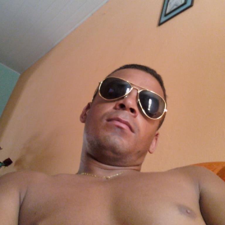 lauandro1's profile picture. 