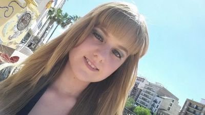 Estudiante de Quimica en la UV. La vida te puede llevar donde menos te lo esperes, pero ten en cuenta que ese será tu sitio.