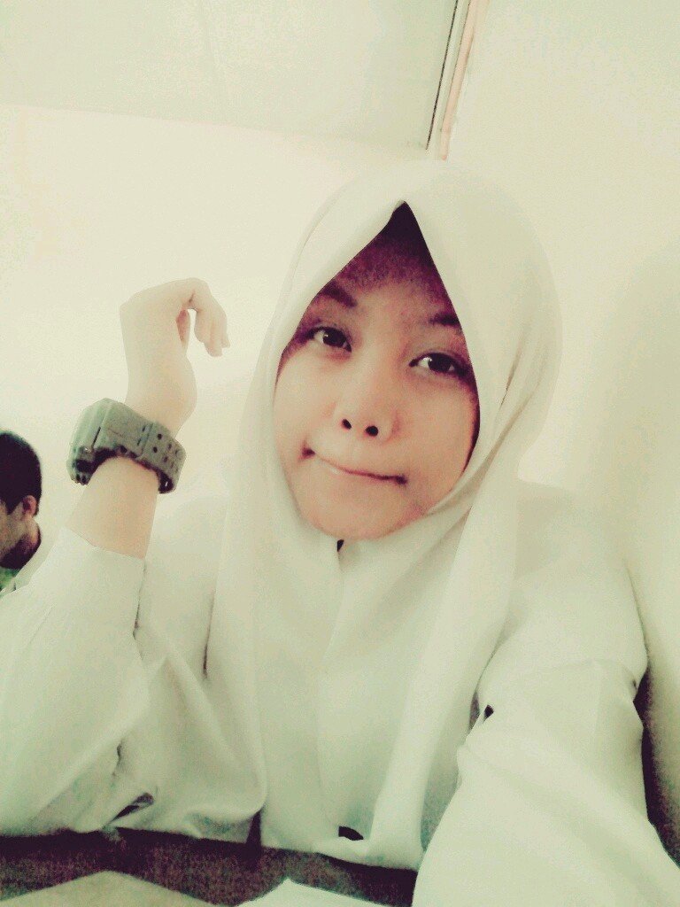 khoiriyahputry's profile picture. 