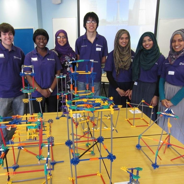 STEAM Changemakers are University of Northampton students and staff who want to inspire the next generation of scientists