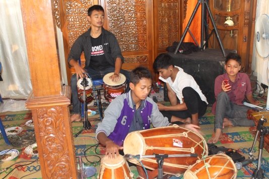 Lebih baik di sakiti dr pada nyakiti